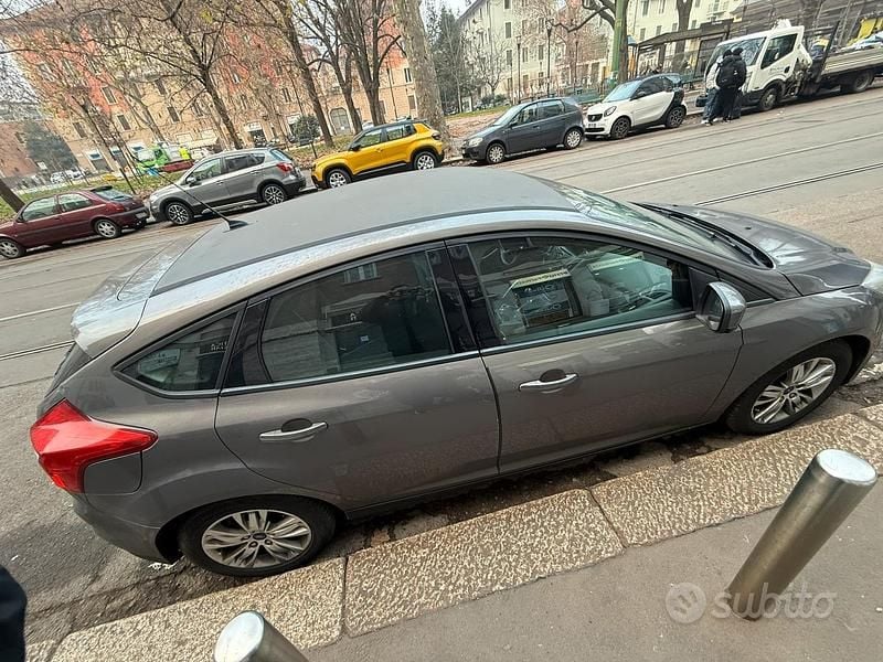 Usata Ford Focus Titanium 116 CV (85 kW) 2011 Berlina