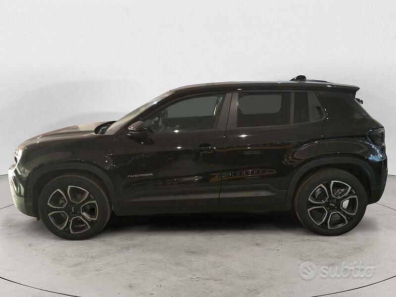 Usata Jeep Avenger Summit 101 CV (74 kW) 2024 Nero SUV