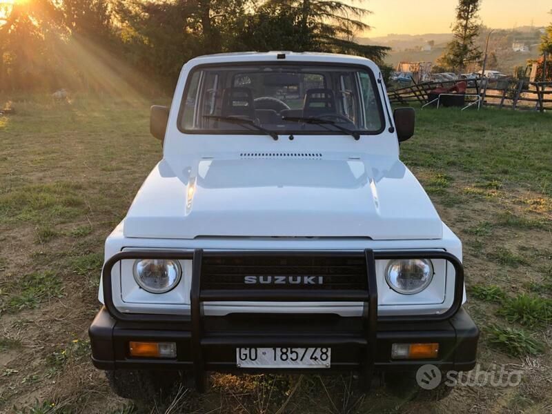 Usata Suzuki Samurai 64 CV (47 kW) 1989 Bianco SUV