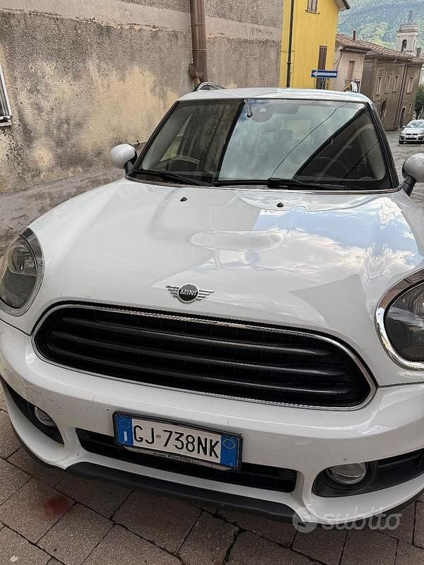 Usata Mini Cooper 116 CV (85 kW) 2018 Bianco Utilitaria