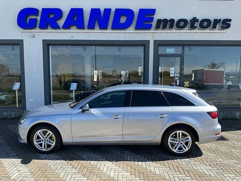 Usata Audi A4 Business 150 CV (110 kW) 2019 Grigio Station wagon