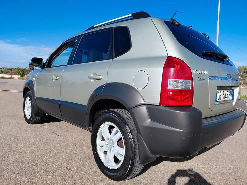 Occasion Hyundai Tucson Active 140 ch (102 kW) 2007 Marron SUV
