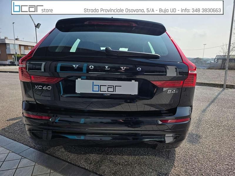 Usata Volvo XC60 Core 197 CV (144 kW) 2022 Nero SUV