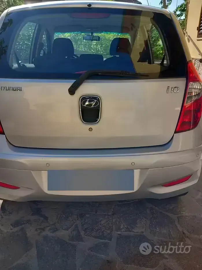 Usata Hyundai i10 69 CV (50 kW) 2013 Grigio Utilitaria