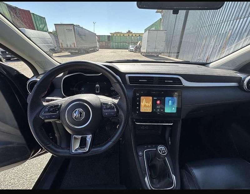 Usata MG ZS Luxury 111 CV (81 kW) 2023 Nero SUV