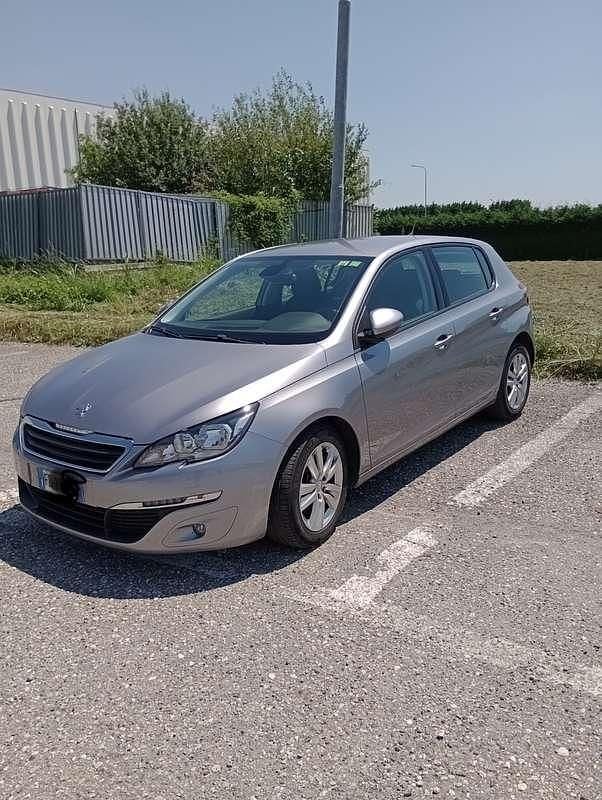 Usata Peugeot 308 Allure 120 CV (88 kW) 2016 Berlina