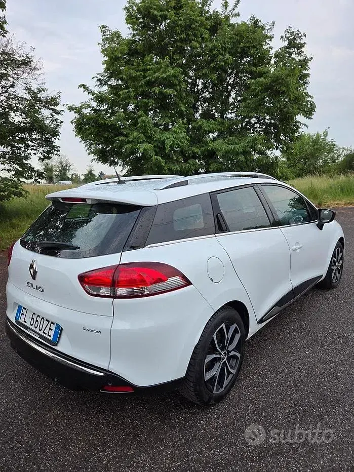 Usata Renault Clio GrandTour 90 CV (66 kW) 2018 Bianco Station wagon
