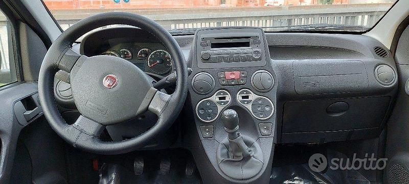 Usata Fiat Panda 4x4 60 CV (44 kW) 2010 Grigio Utilitaria