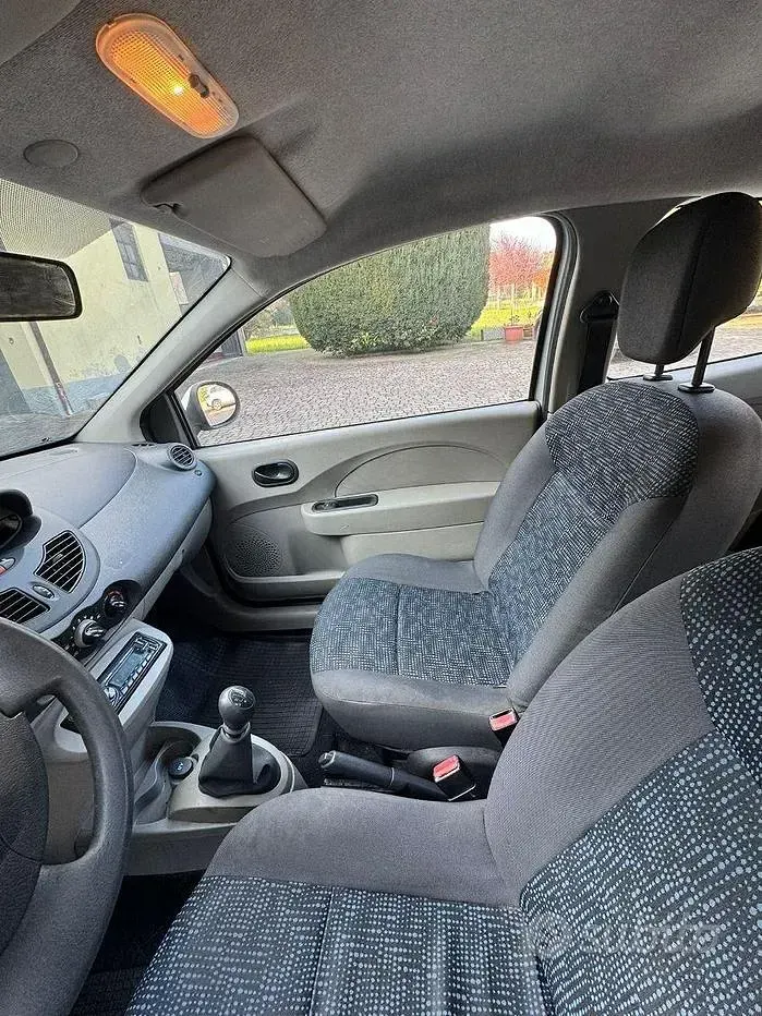 Gebraucht Renault Twingo 58 PS (42 kW) 2008 Grau Kleinwagen