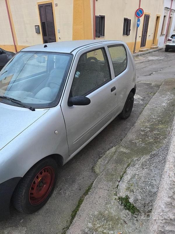 Usata Fiat 600 54 CV (39 kW) 2008 Grigio Utilitaria