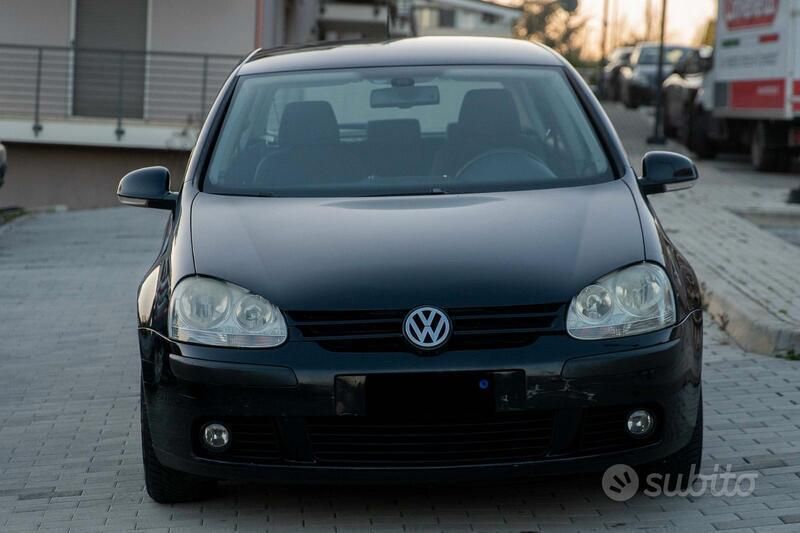 Usata VW Golf V 75 CV (55 kW) 2007 Nero Berlina