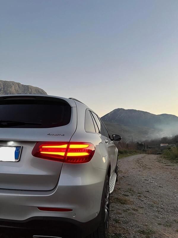 Usata Mercedes GLC250 Premium 204 CV (150 kW) 2019 Grigio SUV