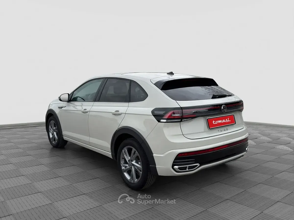 Usata VW Taigo R-line 110 CV (80 kW) 2024 Gray SUV