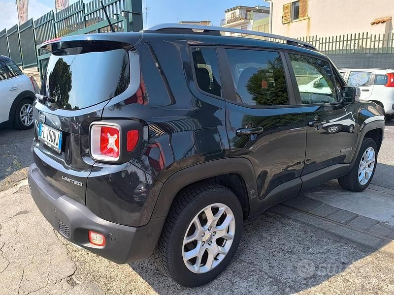 Usata Jeep Renegade Limited 140 CV (102 kW) 2017 Nero SUV