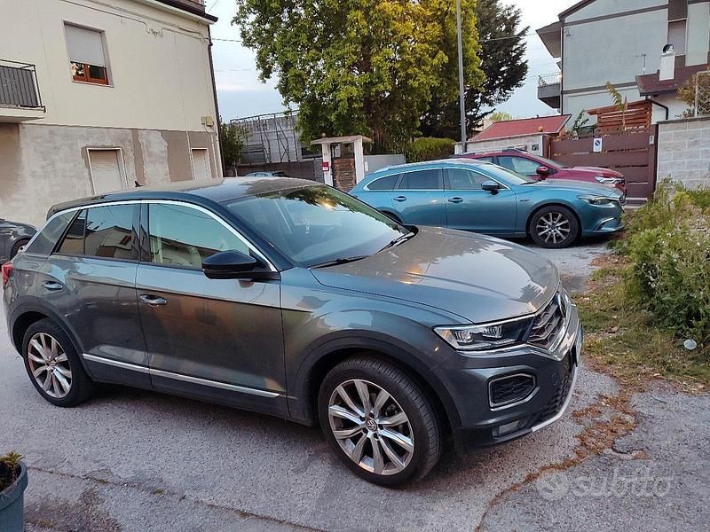 Usata VW T-Roc 116 CV (85 kW) 2019 SUV
