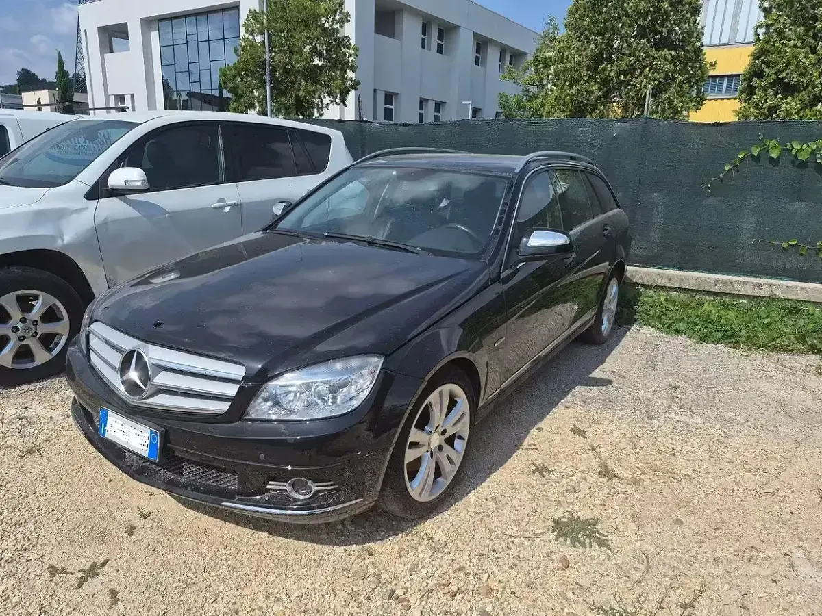 Usata Mercedes C220 Avantgarde 2009 Nero Station wagon