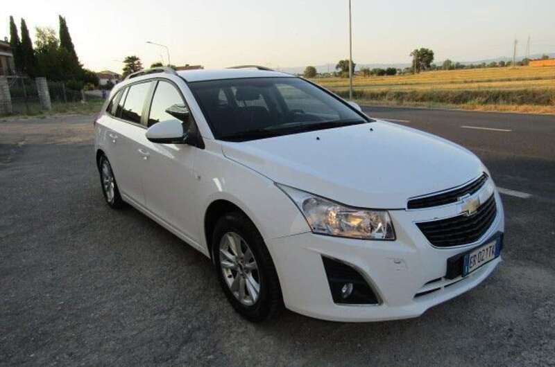 Usata Chevrolet Cruze 124 CV (91 kW) 2013 Bianco Station wagon