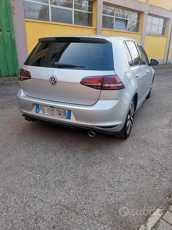 Usata VW Golf VII GTD 110 CV (80 kW) 2015 Grigio Berlina
