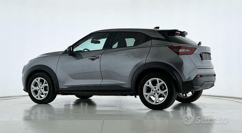 Usata Nissan Juke N-Connecta 114 CV (83 kW) 2022 Grigio SUV