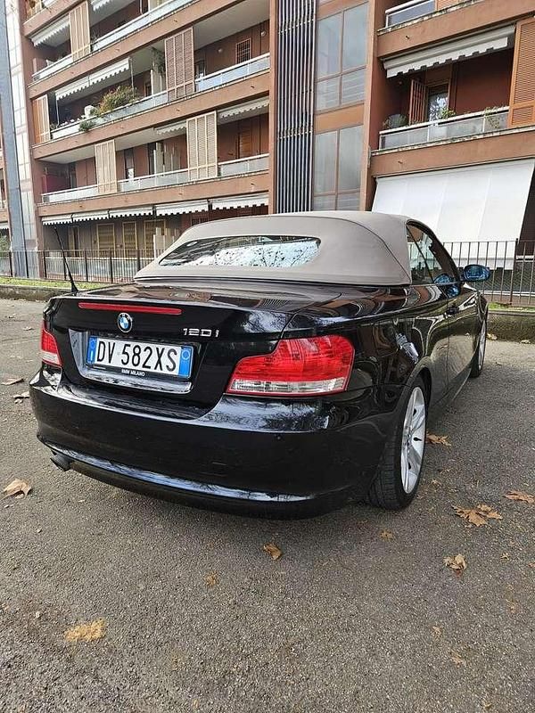 Usata BMW 120 Cabriolet 170 CV (125 kW) 2009 Other Cabrio