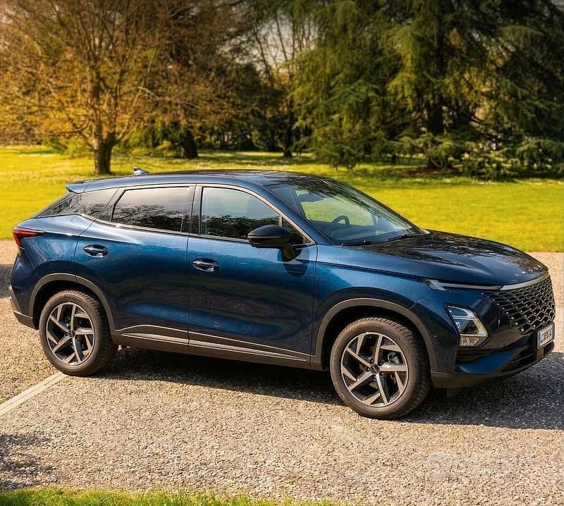 Usata Omoda 5 224 CV (164 kW) 2025 Blu SUV