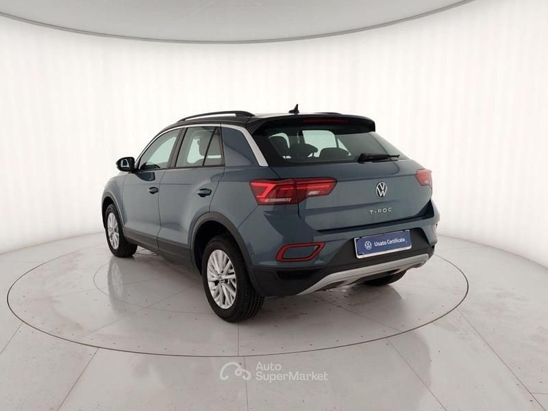 Usata VW T-Roc Life 150 CV (110 kW) 2025 Grigio metallizzato SUV