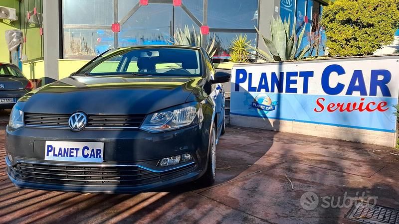 Usata VW Polo Comfortline 74 CV (54 kW) 2017 Grigio Berlina
