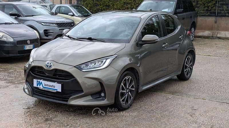 Usata Toyota Yaris Hybrid 92 CV (67 kW) 2020 Grigio Berlina