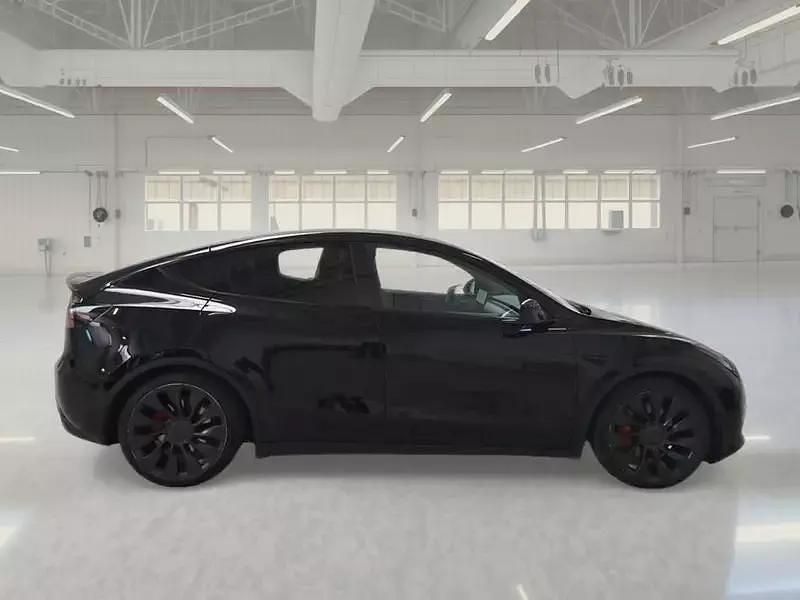 Usata Tesla Model Y Performance 155 kW (211 CV) 2022 Nero SUV
