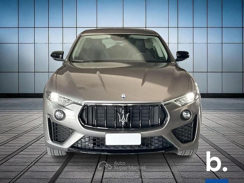 Begagnad Maserati Levante GT 330 HK (242 kW) 2022 Grå SUV