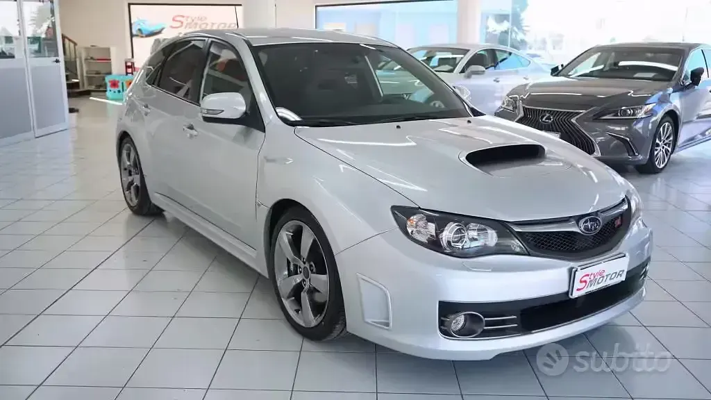 Usata Subaru Impreza 300 CV (220 kW) 2009 Grigio Berlina