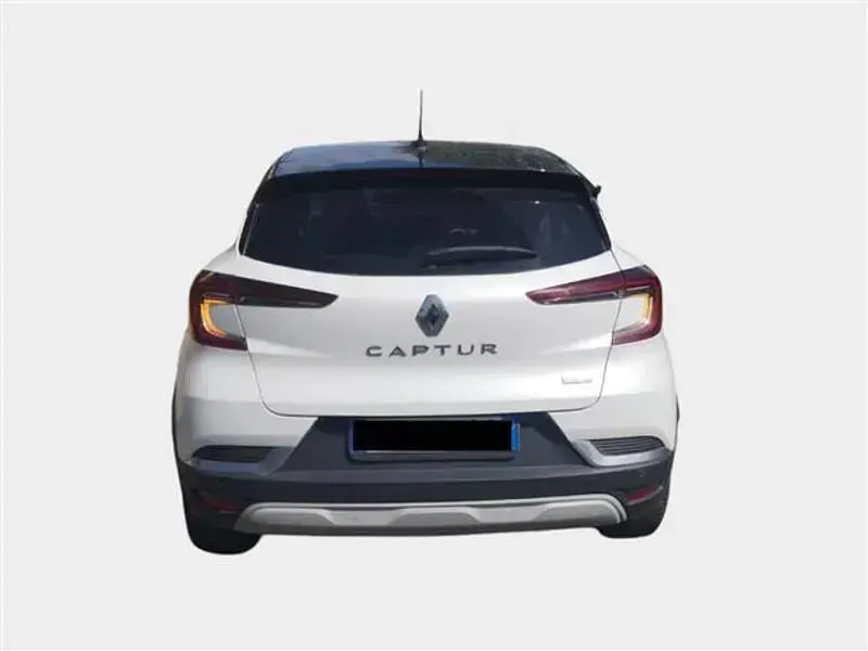 Usata Renault Captur Intens 145 CV (106 kW) 2022 Bianco SUV