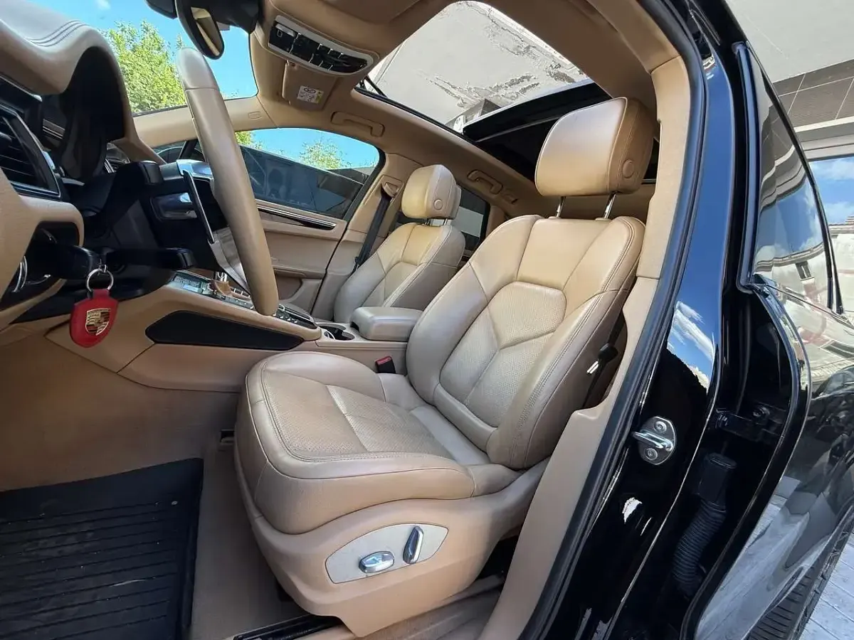 Usata Porsche Macan 250 CV (183 kW) 2015 Nero SUV