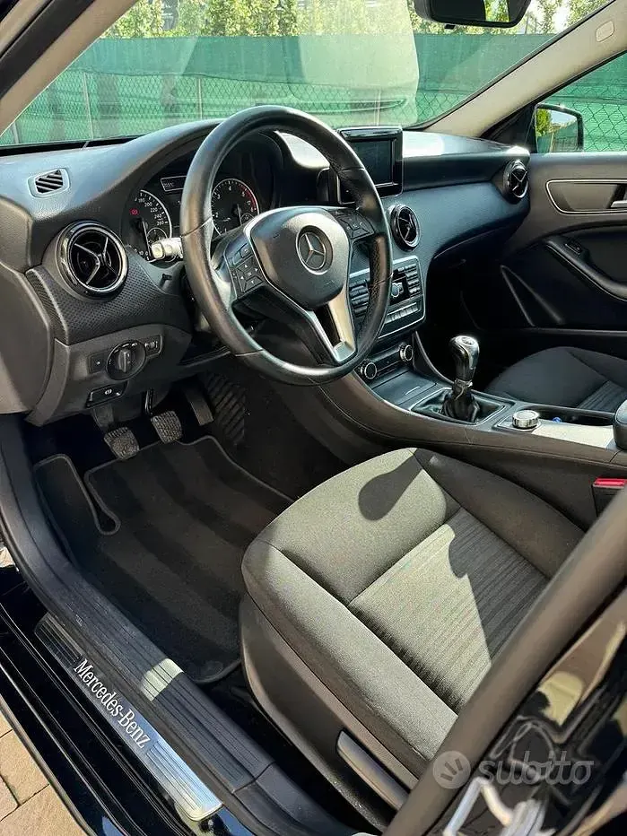 Usata Mercedes A160 Executive 90 CV (66 kW) 2014 Nero Berlina