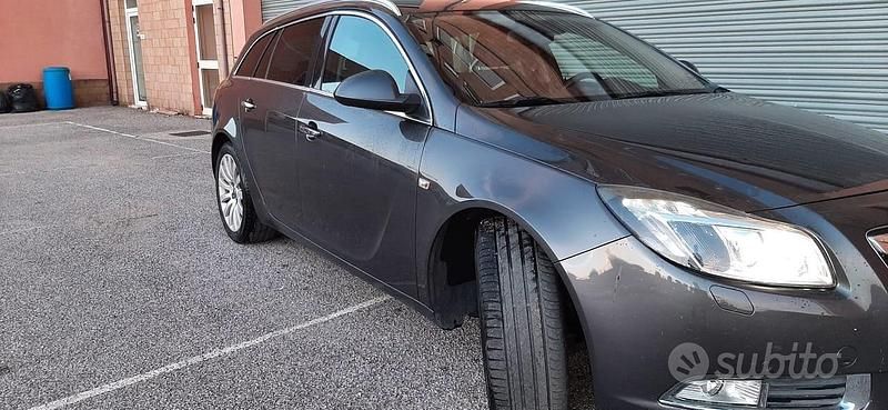 Usata Opel Insignia 160 CV (117 kW) 2011 Grigio Berlina
