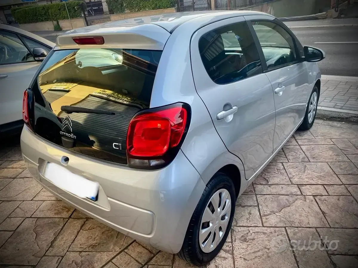 Usata Citroën C1 Feel 72 CV (52 kW) 2021 Grigio Utilitaria