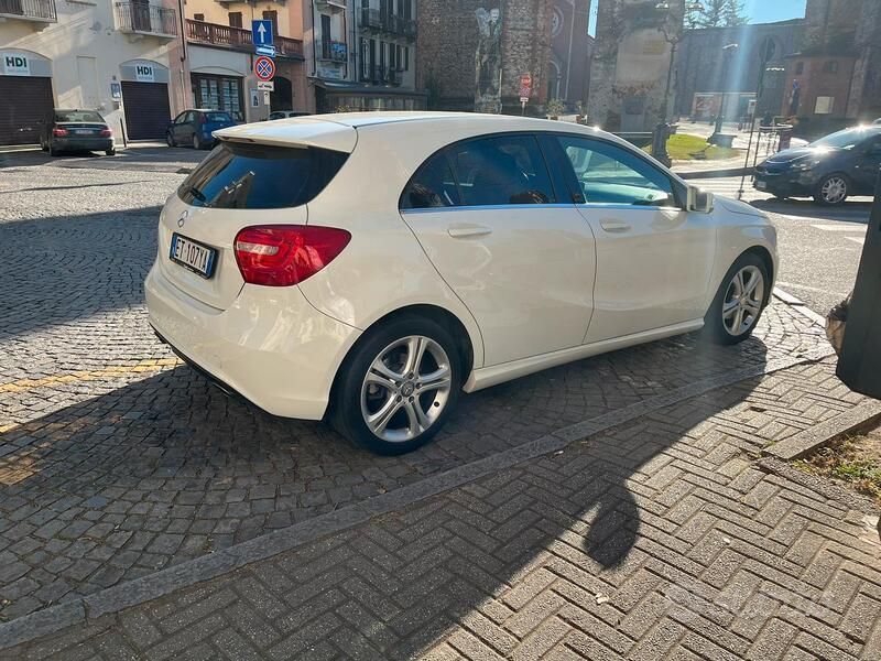 Usata Mercedes A180 122 CV (89 kW) 2014 Utilitaria
