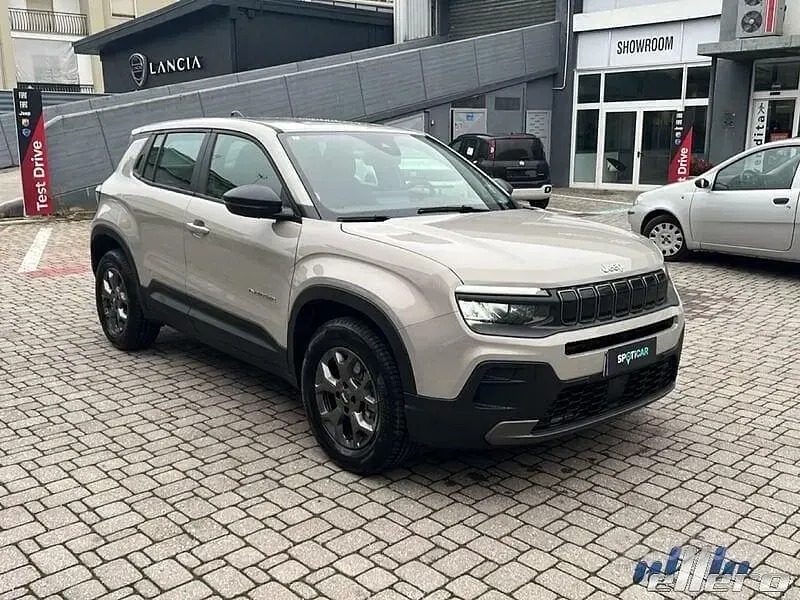 Nuova Jeep Avenger 100 CV (73 kW) 2025 Grigio SUV