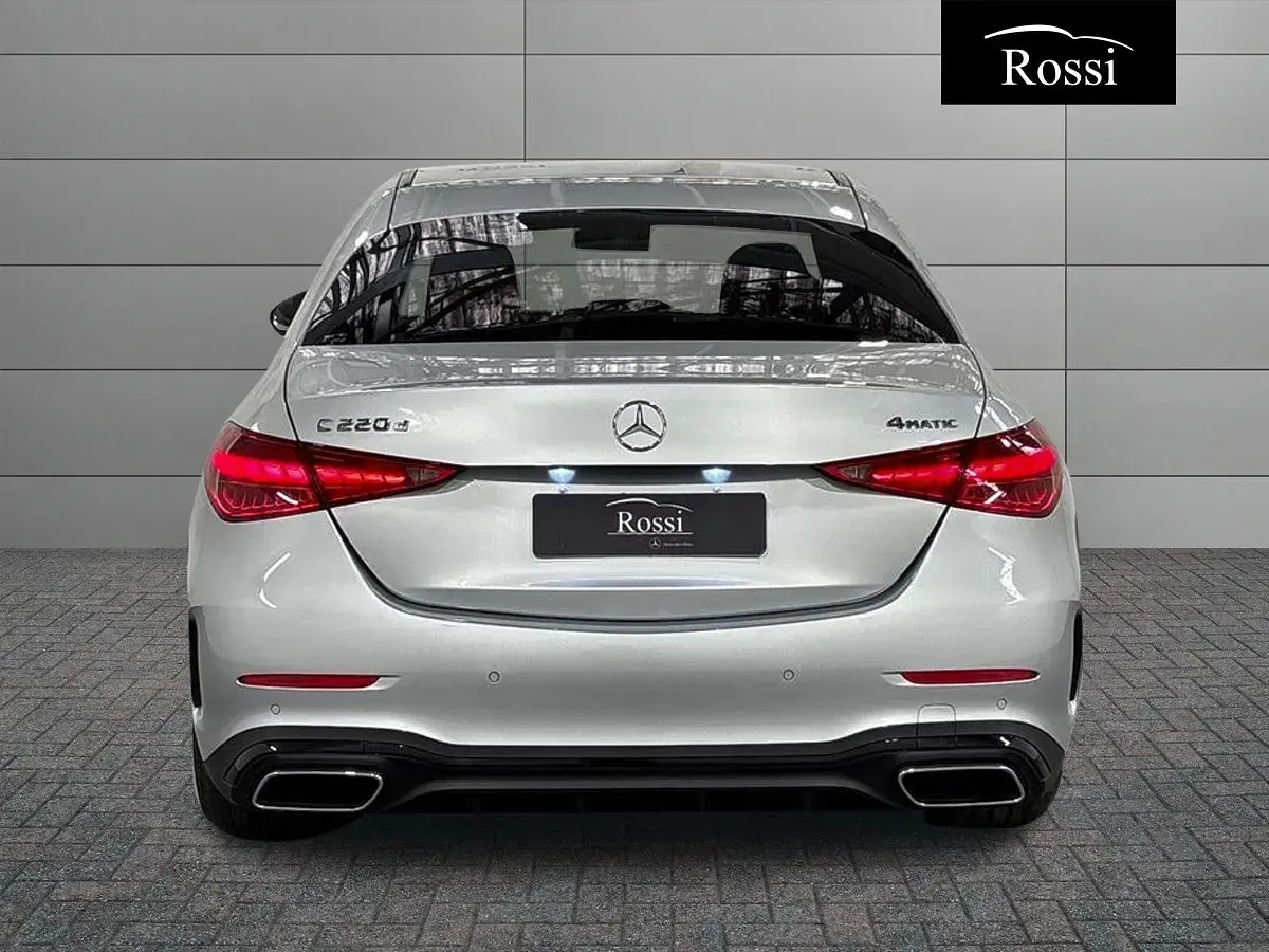 Nuova Mercedes C220 AMG Line Premium 200 CV (147 kW) 2026