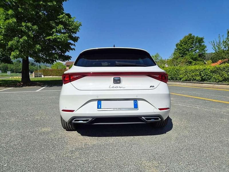 Usata Seat Leon FR 150 CV (110 kW) 2021 Bianco Berlina