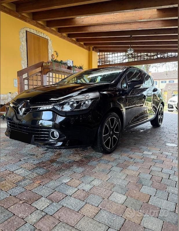 Usata Renault Clio IV 75 CV (55 kW) 2016 Nero Utilitaria