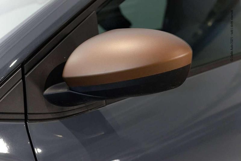 Nuova Dacia Jogger Extreme 101 CV (74 kW) 2026 Gris urban Monovolume