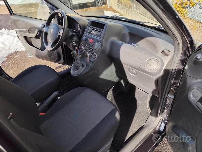 Usata Fiat Panda 69 CV (50 kW) 2011 Nero Utilitaria