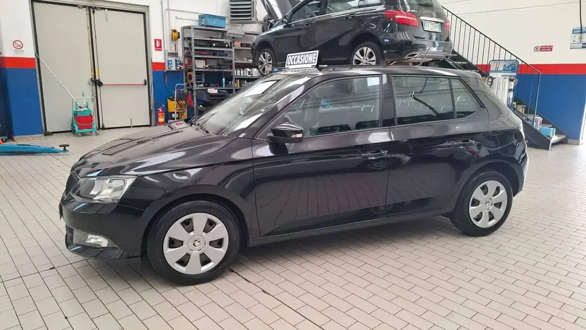 Usata Skoda Fabia 75 CV (55 kW) 2015 Nero Berlina