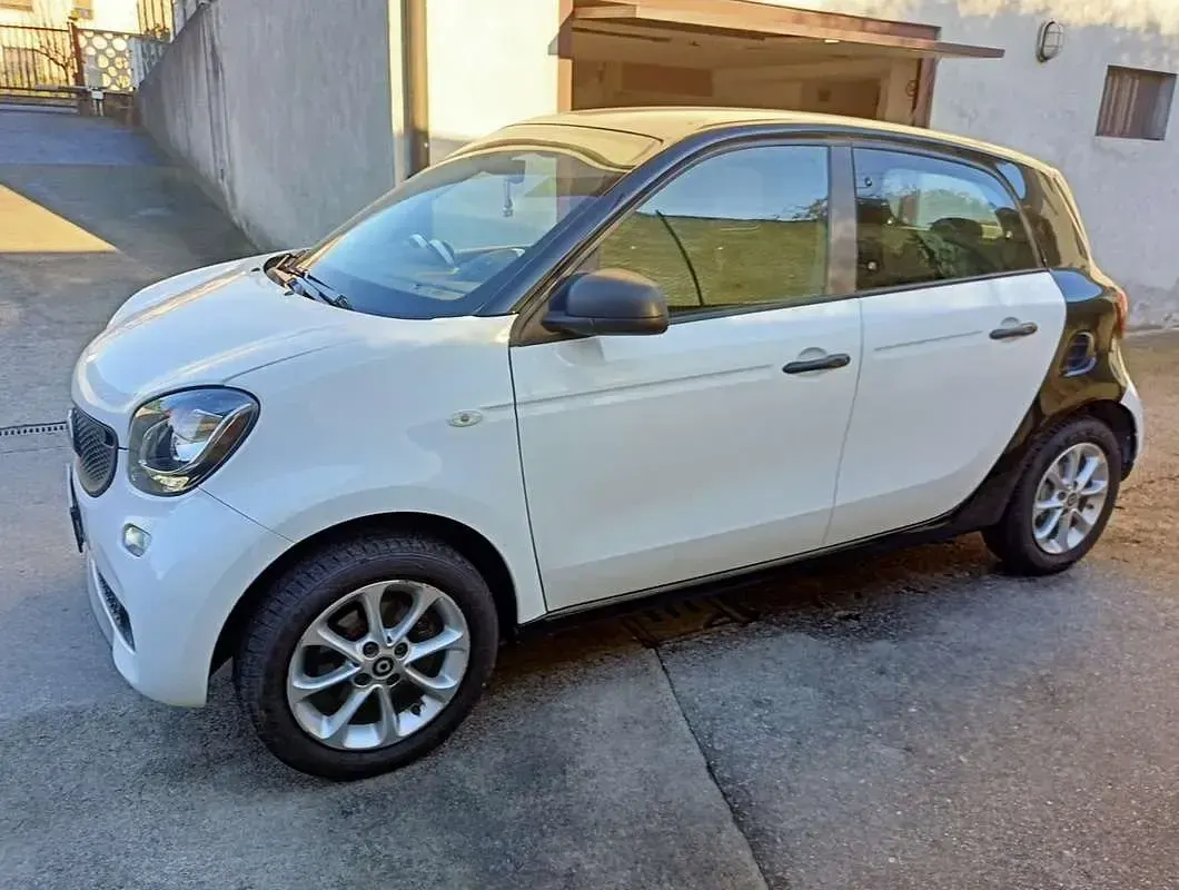 Usata Smart ForFour Passion 71 CV (52 kW) 2016 Utilitaria