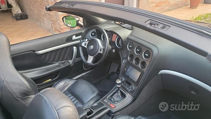 Usata Alfa Romeo Spider 260 CV (191 kW) 2008 Cabrio