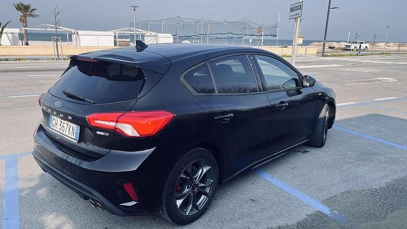 Usata Ford Focus ST-Line X 155 CV (114 kW) 2022 Berlina