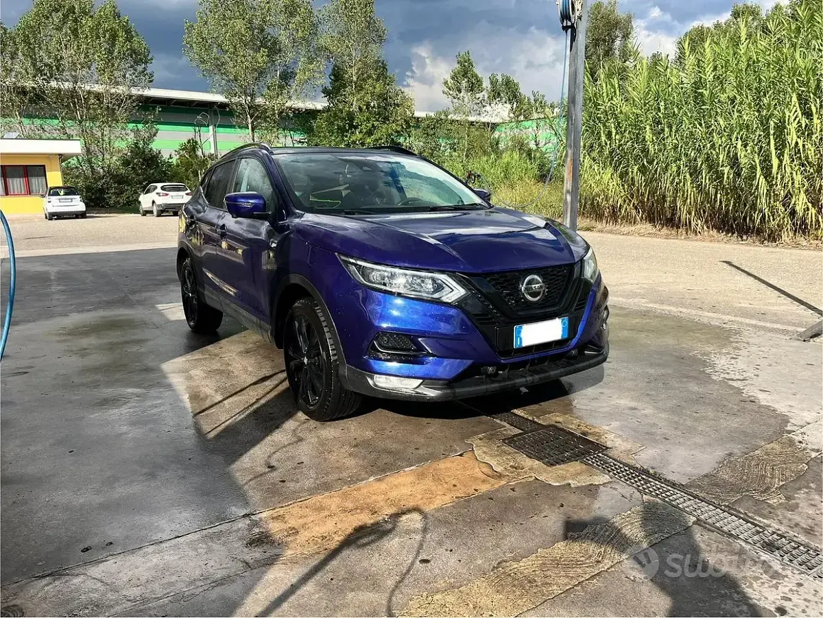 Usata Nissan Qashqai 131 CV (96 kW) 2018 Blu SUV