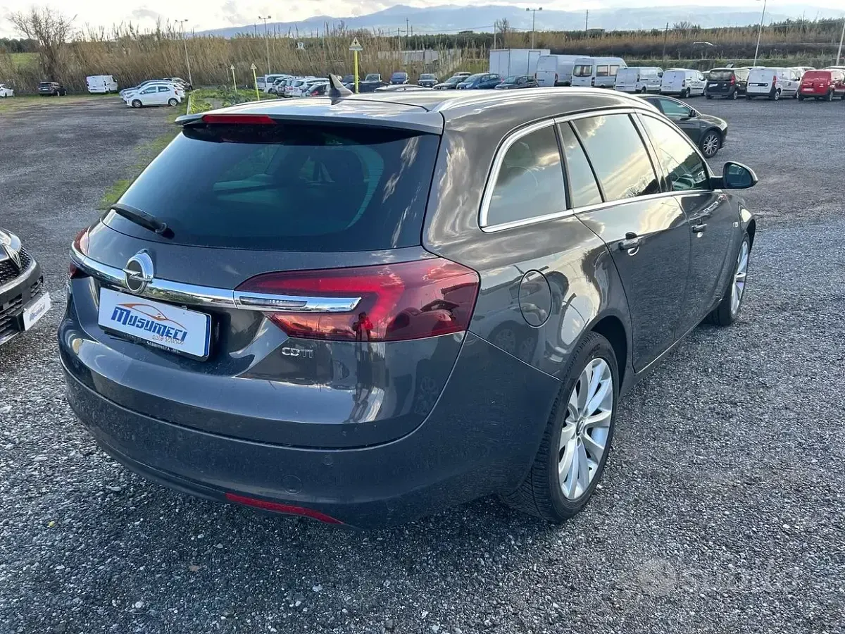 Usata Opel Insignia Cosmo 163 CV (119 kW) 2015 Grigio Station wagon