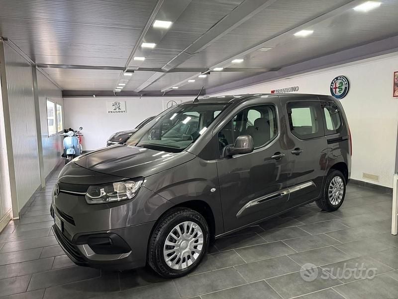 Usata Toyota Proace Verso City 101 CV (74 kW) 2021 Grigio Station wagon